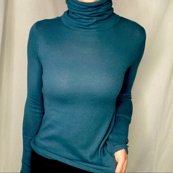 Teal Turtleneck long sleeve Top size small - Picture 12 of 14
